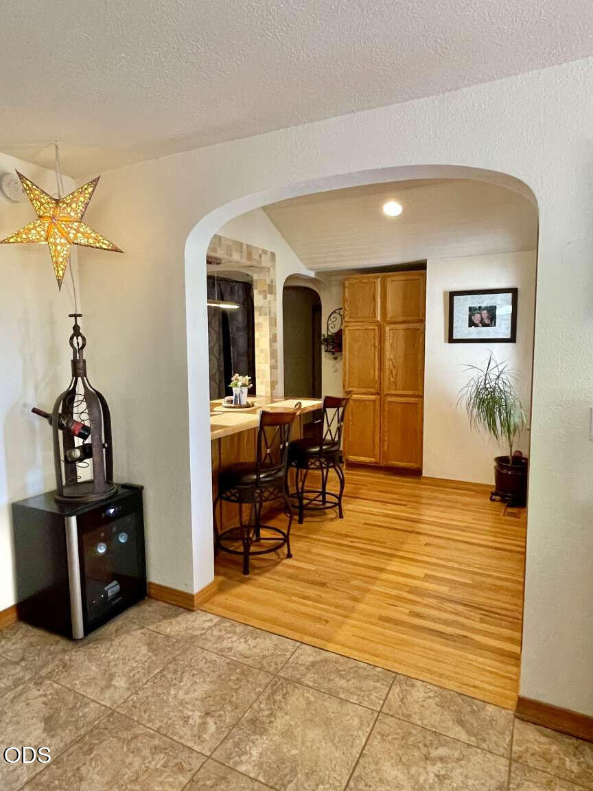 6085 Adams Road Talent, OR 97540 - Photo 5 of 40