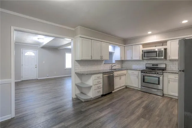 $200,000 | 7212 Oxford Avenue, Raytown, MO 64133