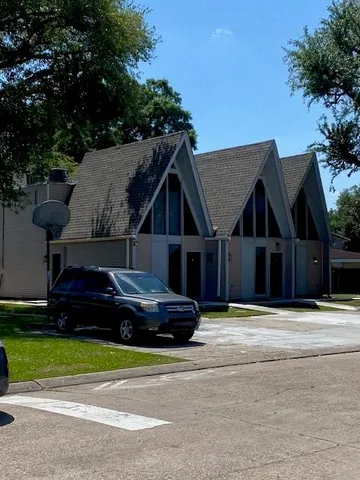 $1,100 | 101 Appletree Lane, Gretna, LA 70056