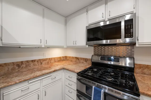 $399,000 | 41629 Woodhaven Drive West, Palm Desert, CA 92211