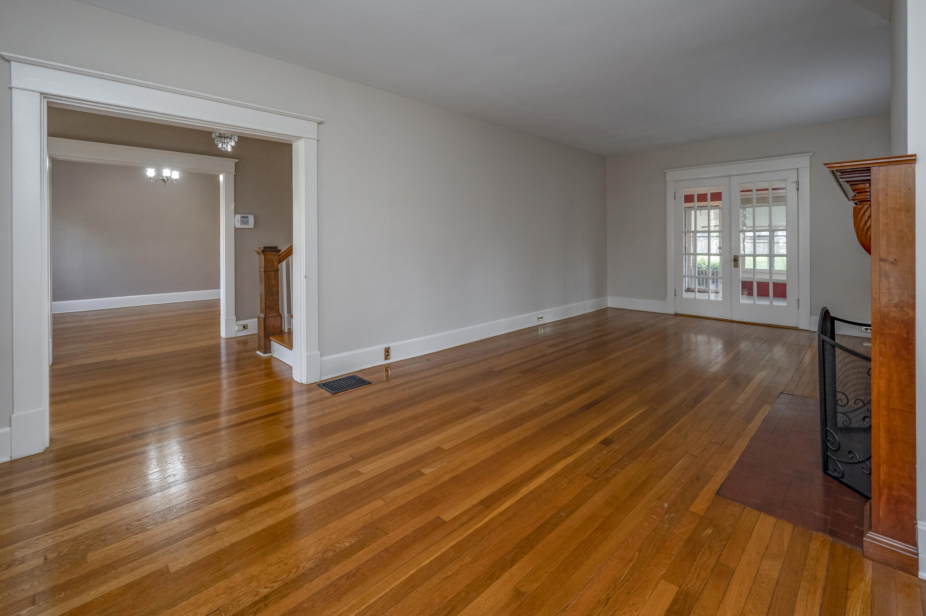 310 Irvine Road Lexington, KY 40502 - Photo 8 of 43 TDB_6306