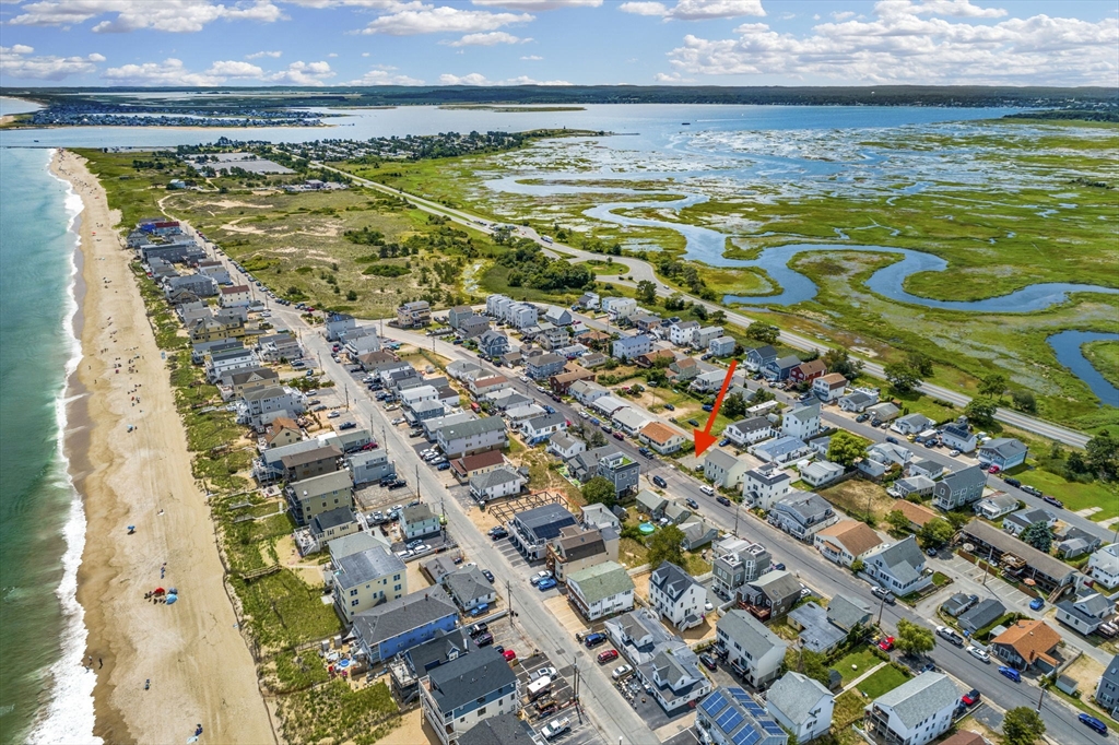 114 Railroad Avenue Salisbury, MA 01952 - Photo 3 of 8