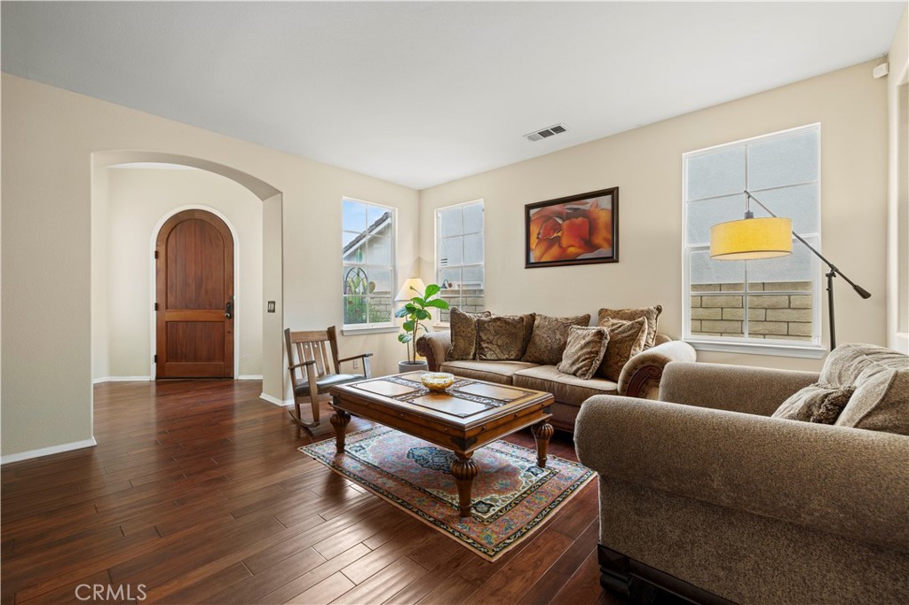 26648 Shakespeare Lane Stevenson Ranch, CA 91381 - Photo 8 of 64