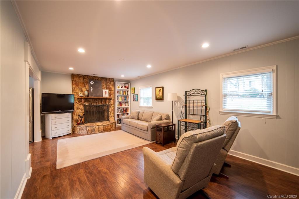 7639 Watercrest Road Charlotte, NC 28210 - Photo 10 of 39 Gallery Image 10