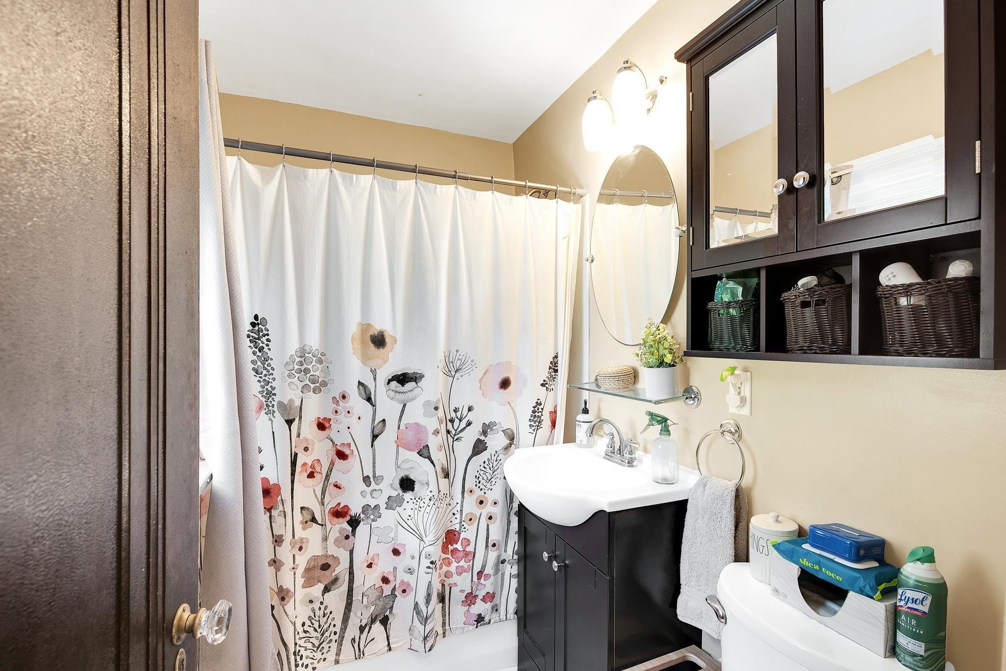 107 Mt Vernon Street Dover, NH 03820 - Photo 4 of 13