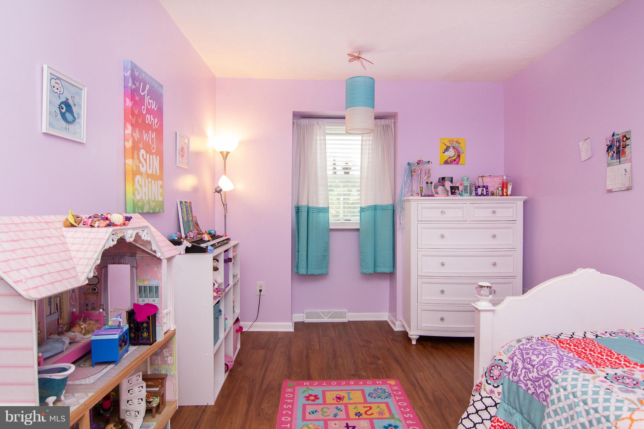 8527 Summit Road Pasadena, MD 21122 - Photo 13 of 29 All ready for your little PRINCESS!