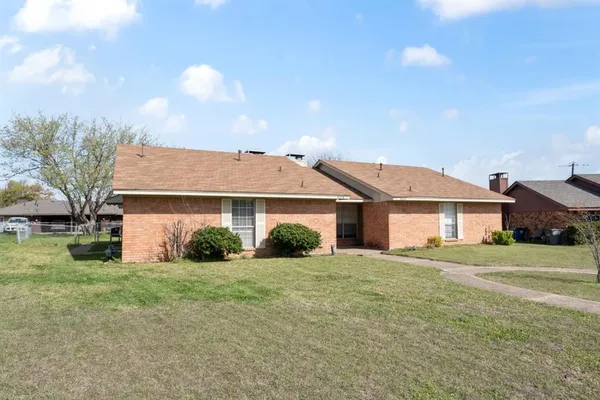 $370,000 | 3515 Lillie Street, Sachse, TX 75048