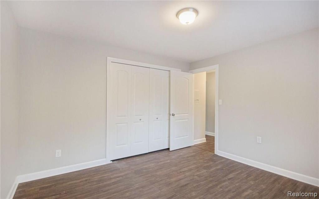 2161 Decker Road, Unit 23 Walled Lake, MI 48390 - Photo 10 of 13