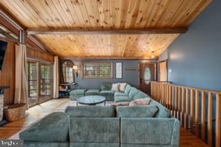 116 Palmer Road Basye, VA 22810 - Photo 4 of 28 Large family room