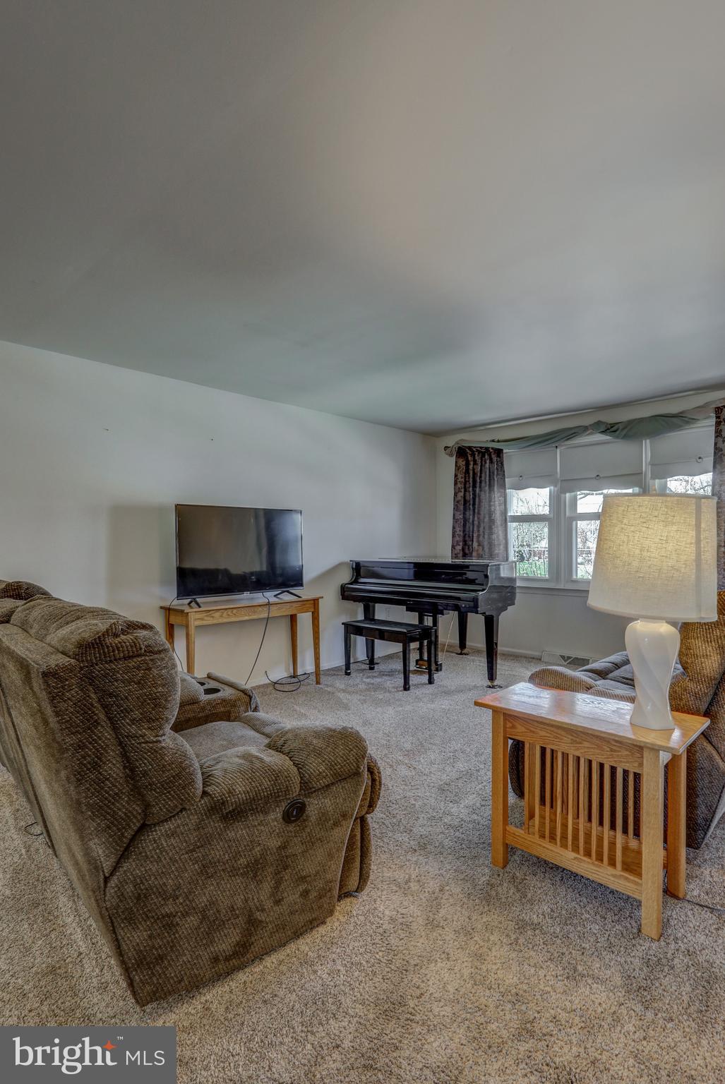 871 Hornig Road Lancaster, PA 17601 - Photo 11 of 44 Gallery Image 11