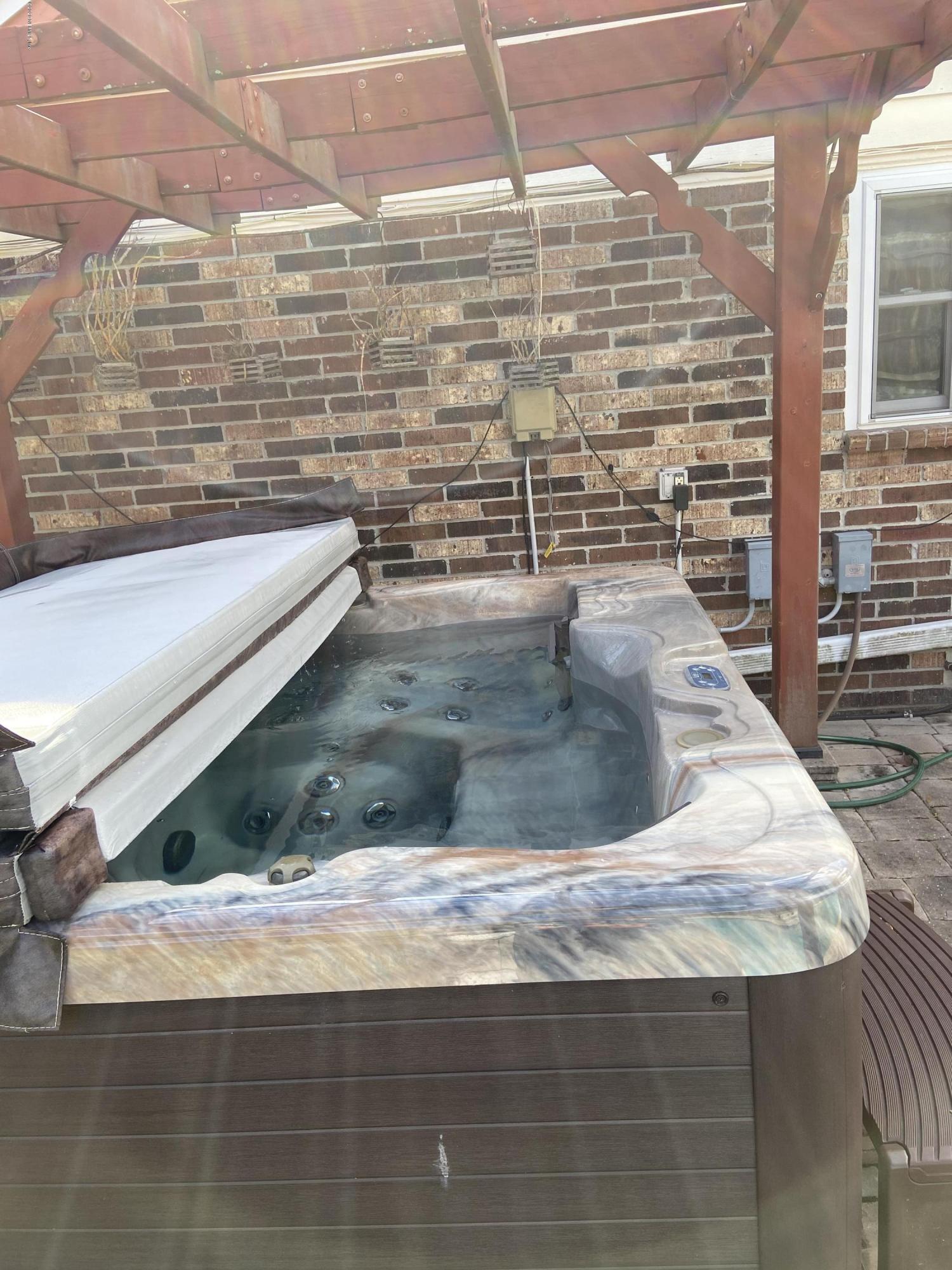 3551 Sheldon Road Orange Park, FL 32073 - Photo 14 of 16 Hot Tub