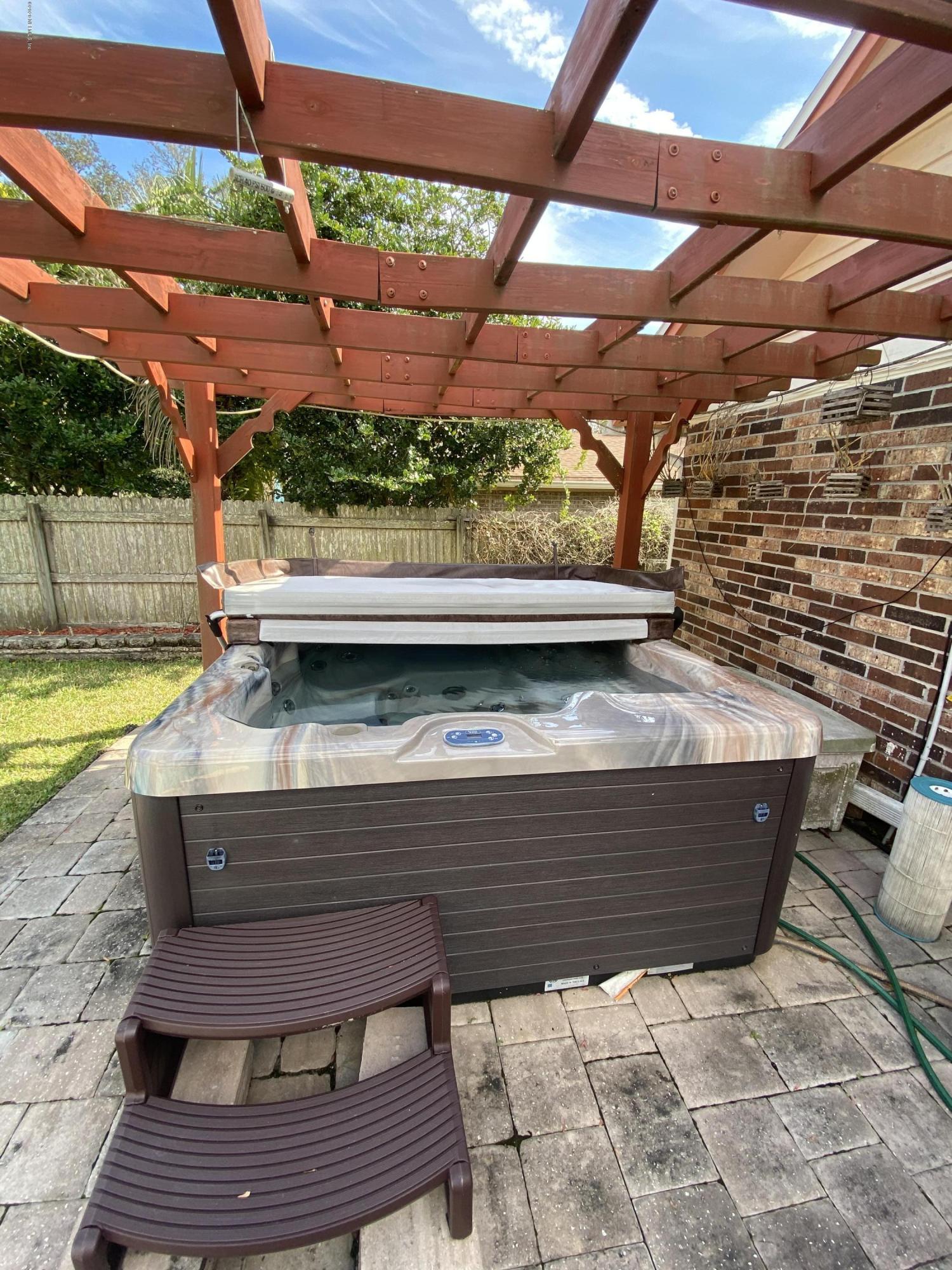 3551 Sheldon Road Orange Park, FL 32073 - Photo 15 of 16 Hot Tub