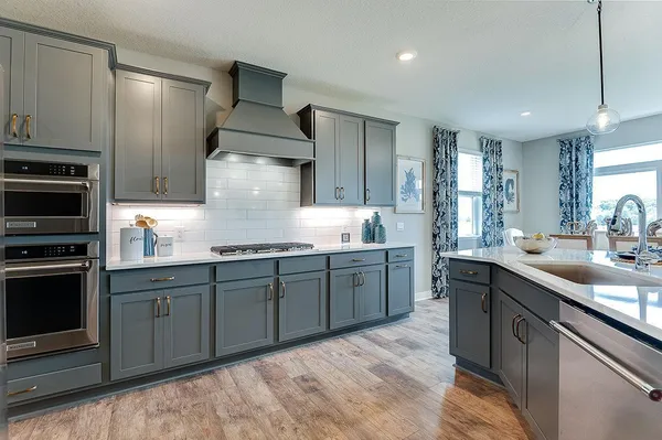 $717,000 | 1729 Oak Creek Pass, Chaska, MN 55318