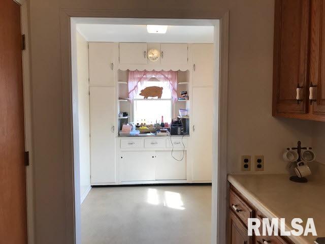 2415 Dunham Street Clinton, IA 52732 - Photo 5 of 20 Gallery Image 5