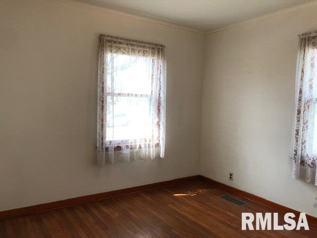 2415 Dunham Street Clinton, IA 52732 - Photo 10 of 20 Gallery Image 10