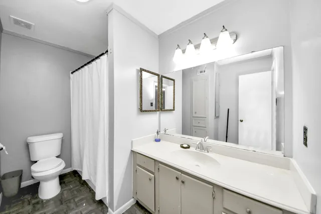 $152,000 | 4725 Indian Trail, Unit 3, Baytown, TX 77521