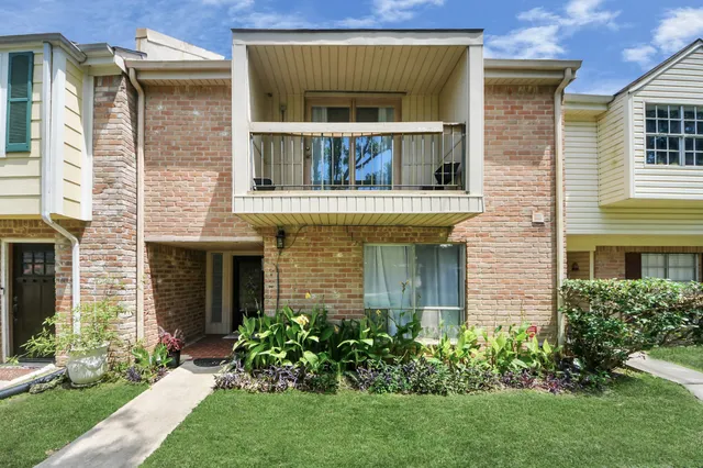 $152,000 | 4725 Indian Trail, Unit 3, Baytown, TX 77521
