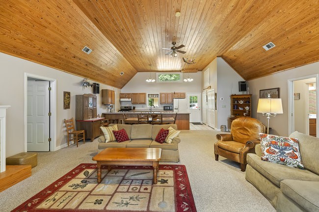 763 Cooper Valley Road Martin, GA 30557 - Photo 7 of 36 Gallery Image 7