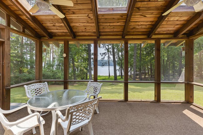 763 Cooper Valley Road Martin, GA 30557 - Photo 9 of 36 Screen Porch