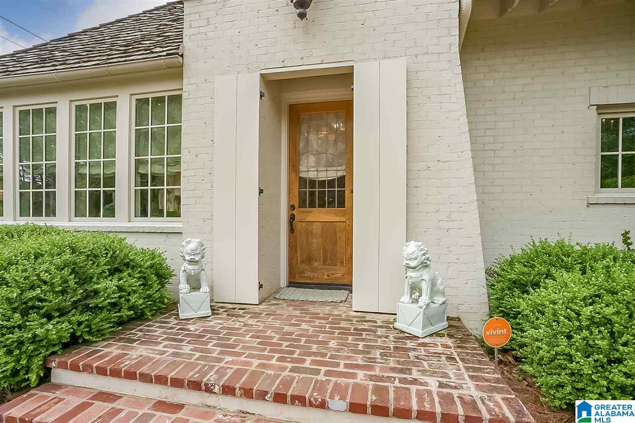 39 Clarendon Road Birmingham, AL 35213 - Photo 3 of 46