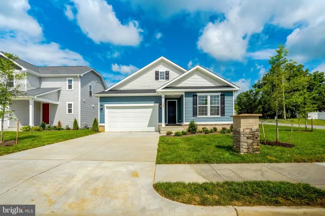 $484,999 | 100 Midsummer Lane, Middletown, VA 22645