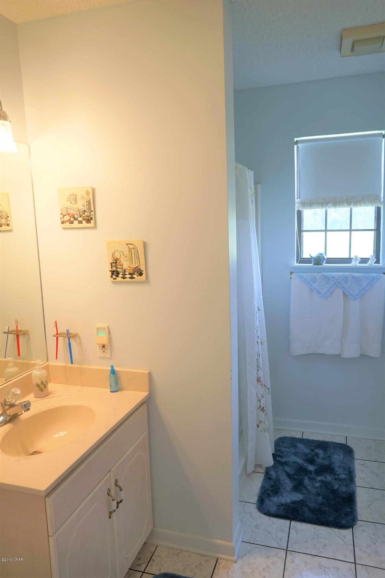 1494 Blount Road Grand Ridge, FL 32442 - Photo 48 of 51 Gallery Image 48