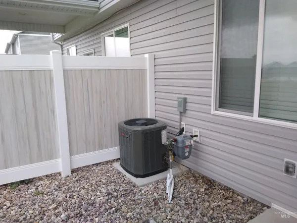 $279,000 | 55 Cedar Lane, Malad City, ID 83252