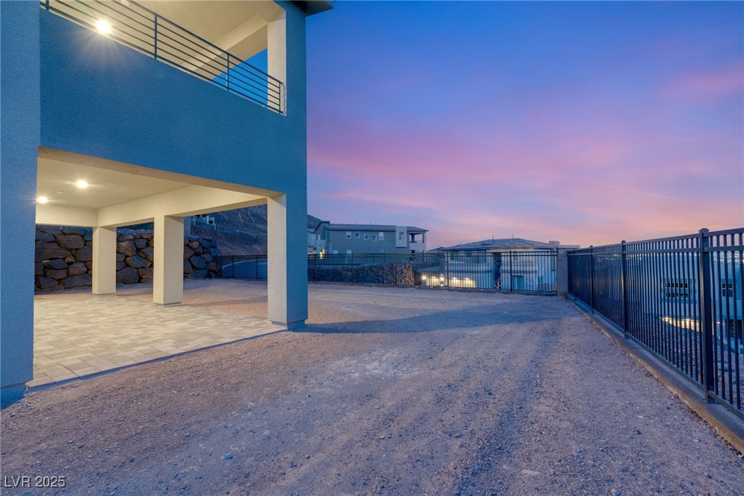 522 Riley Ridge Henderson, NV 89012 - Photo 35 of 53 Gallery Image 35