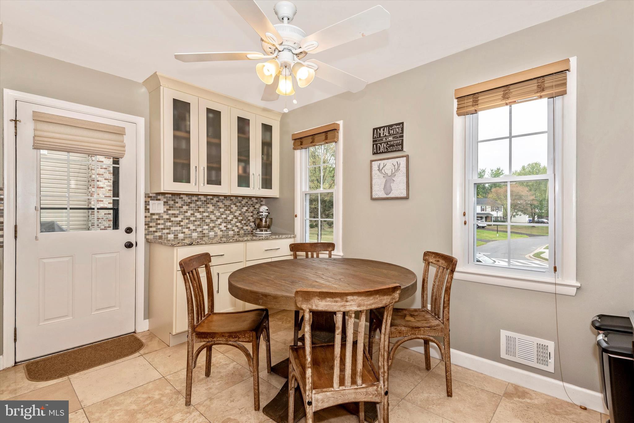 17217 Hoskinson Road Poolesville, MD 20837 - Photo 14 of 49