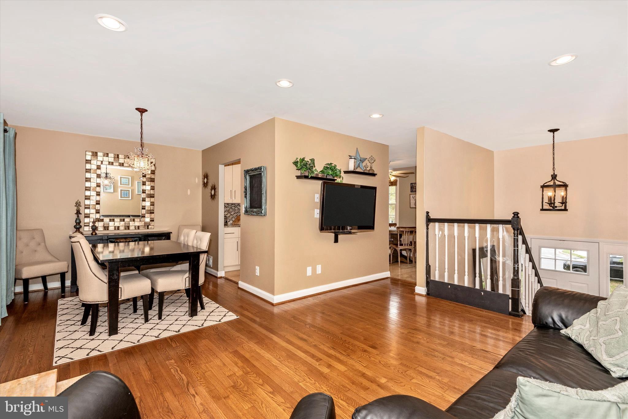 17217 Hoskinson Road Poolesville, MD 20837 - Photo 6 of 49