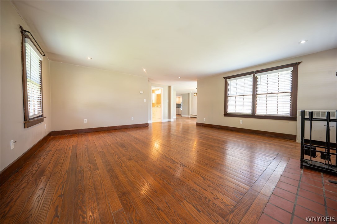 260 South Forest Road Amherst, NY 14221 - Photo 18 of 43