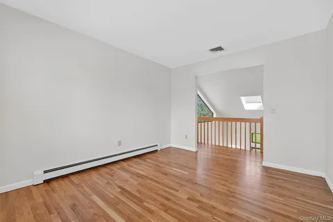 $825,000 | 7 Chardonnay Road, Cortlandt Manor, NY 10567