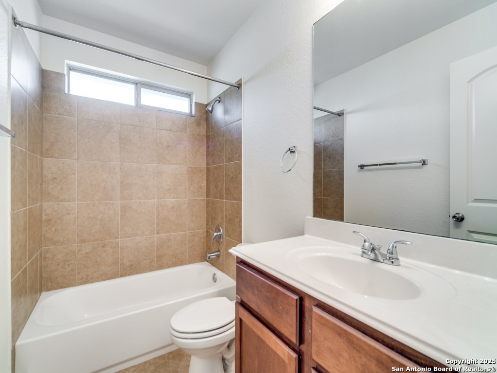 8702 Elkhorn Knoll Boerne, TX 78015 - Photo 19 of 25