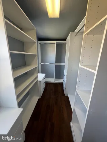 a view of walk in closet