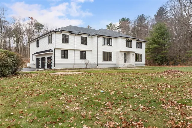 $1,500,000 | 23 Bens Way, Hopedale, MA 01747