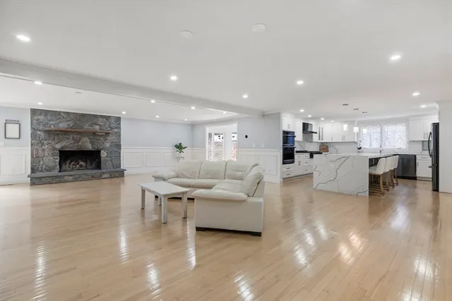 $1,500,000 | 23 Bens Way, Hopedale, MA 01747