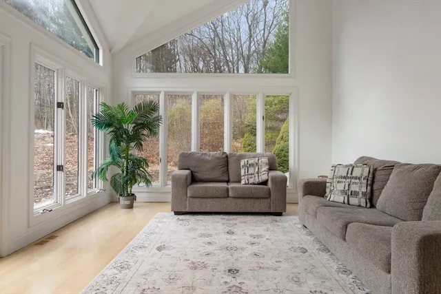 $1,500,000 | 23 Bens Way, Hopedale, MA 01747