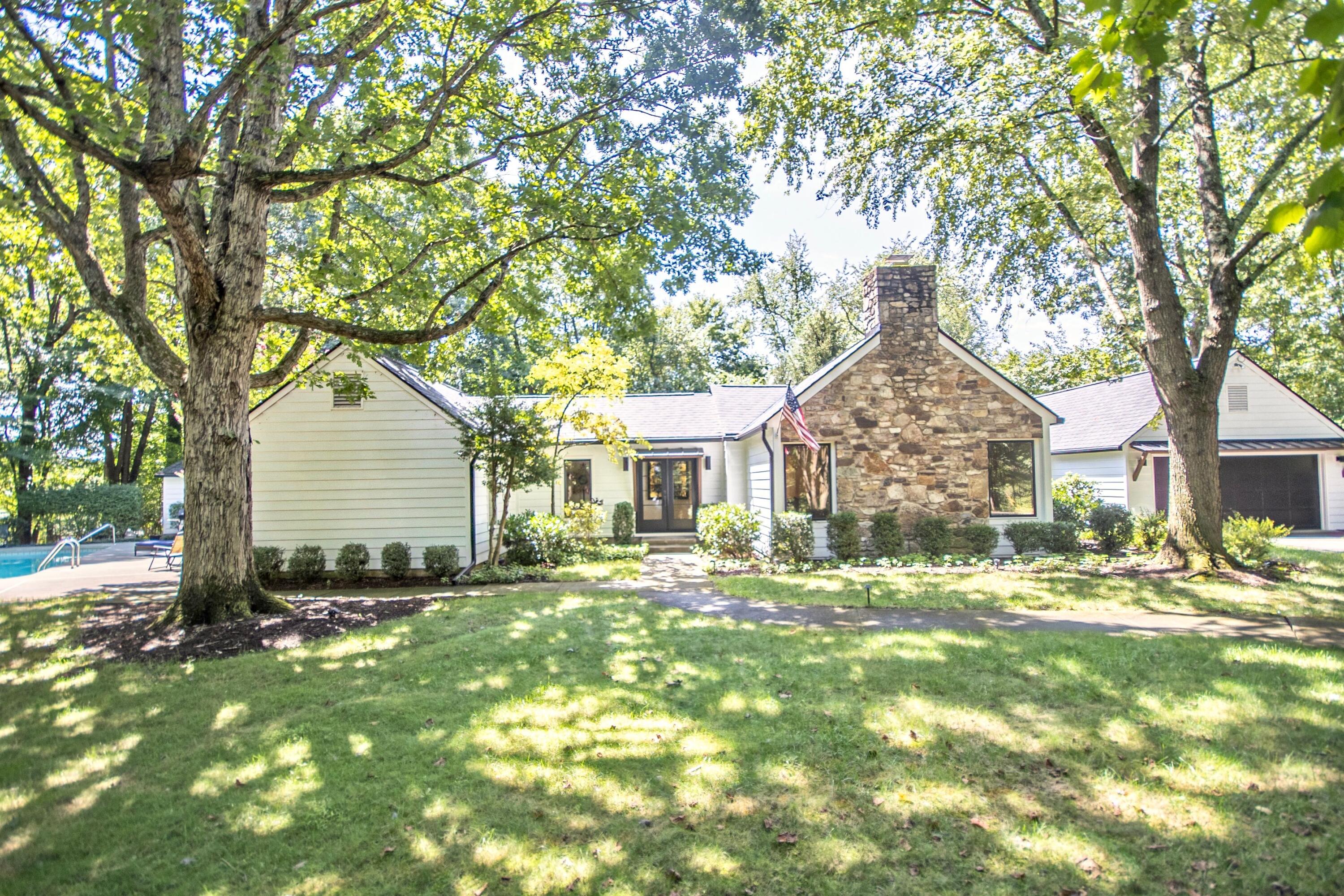 1603 Deyerle Road Southwest Roanoke, VA 24018 - Photo 4 of 76 Deyerle - 3