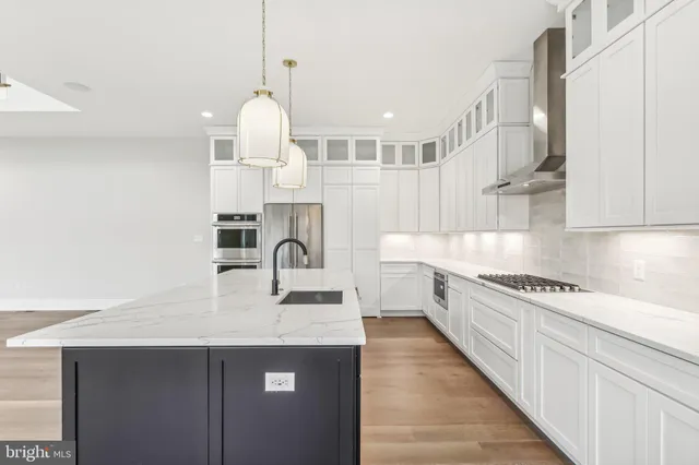 $1,167,900 | 102 Harvey Road, Unit 1A, Wallingford, PA 19086