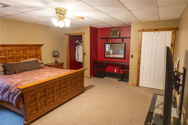 $575,000 | 3014 West 4th Street, Pittsburg, KS 66762