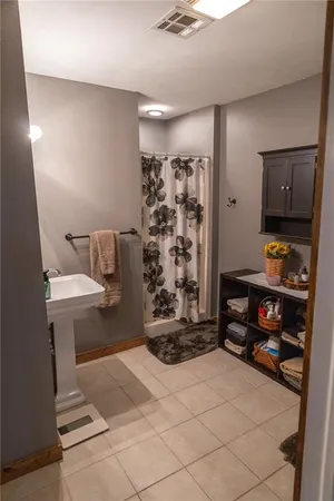 $575,000 | 3014 West 4th Street, Pittsburg, KS 66762