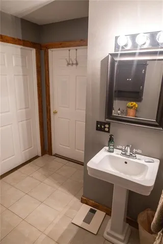 $575,000 | 3014 West 4th Street, Pittsburg, KS 66762