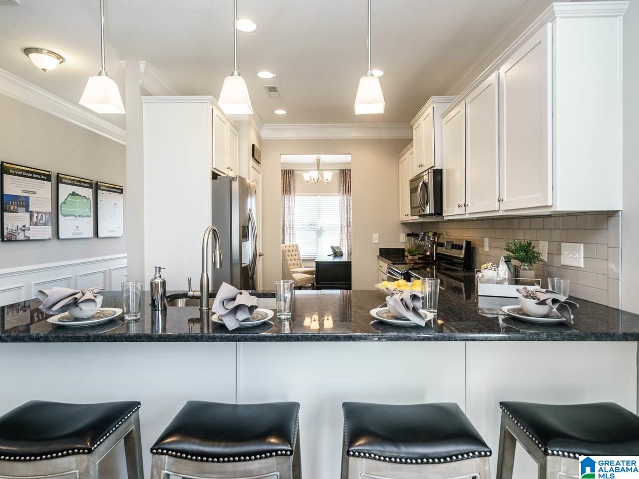 371 Countryside Circle Calera, AL 35040 - Photo 6 of 15