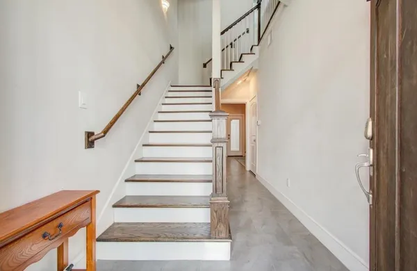 a view of entryway