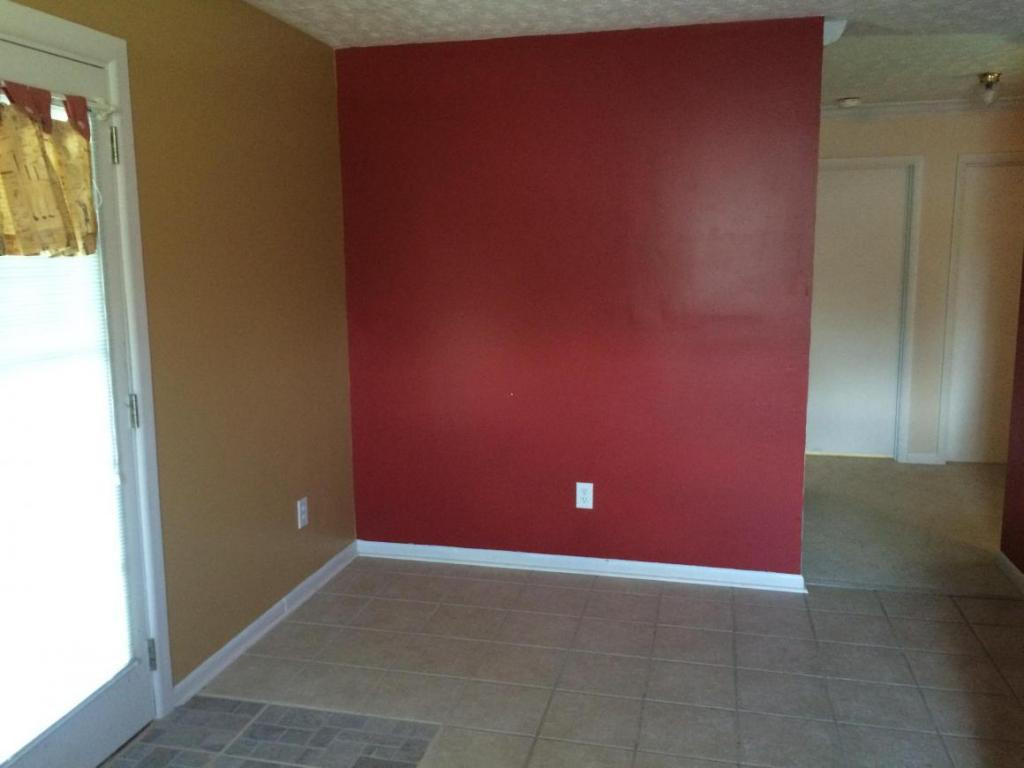 1198 Old Shiloh Road Greeneville, TN 37745 - Photo 6 of 21 Eat In Kitchen Area