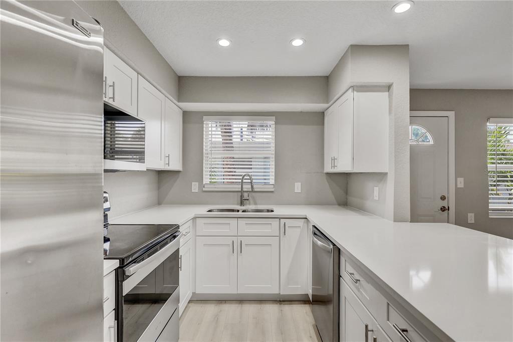 9030 Blind Pass Road, Unit C9 St. Petersburg, FL 33706 - Photo 9 of 33