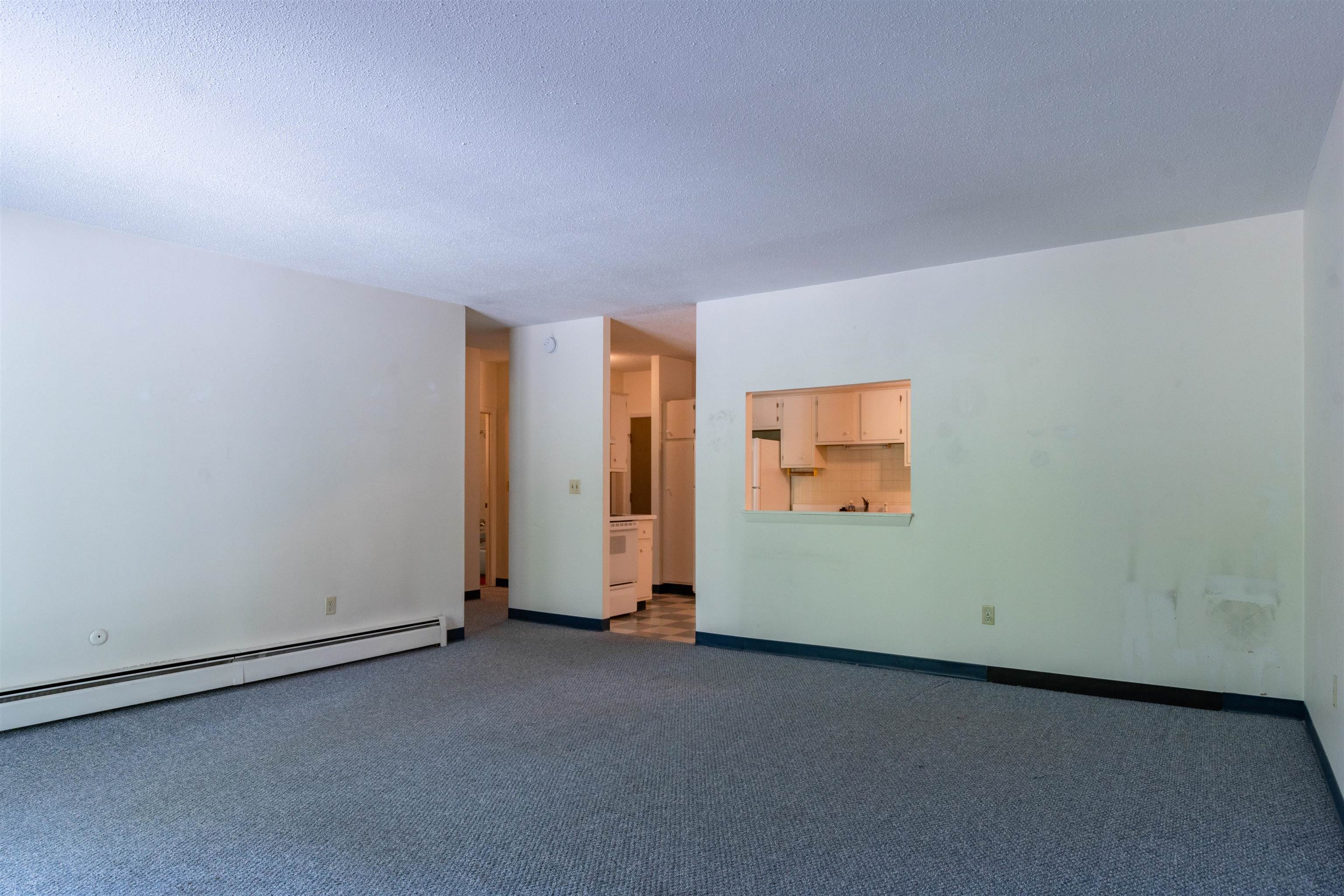 5 Strawberry Bank Road, Unit 15 Nashua, NH 03062 - Photo 4 of 9