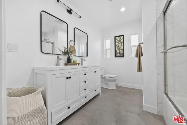 $1,199,000 | 4243 West 58th Place, Los Angeles, CA 90043