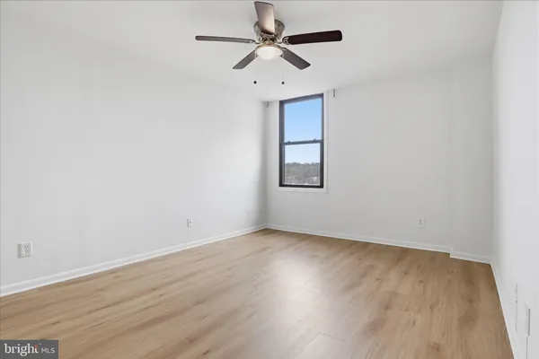$2,400 | 4600 Duke Street, Unit 1123, Alexandria, VA 22304
