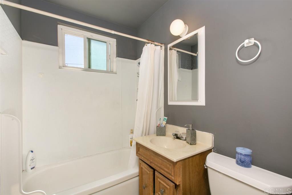 1408 Meadow Road El Cajon, CA 92021 - Photo 16 of 25 Gallery Image 16